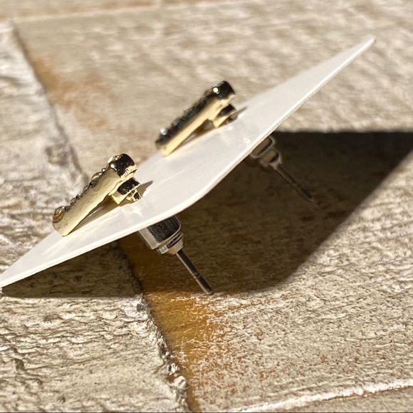 3 for $15 A Rhinestone Light Gold Studs Earrings - Picture 4 of 4